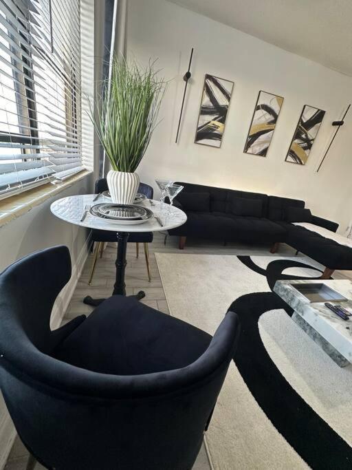 Luxury Skyrise Condo Downtown Jax Jacksonville Exterior photo