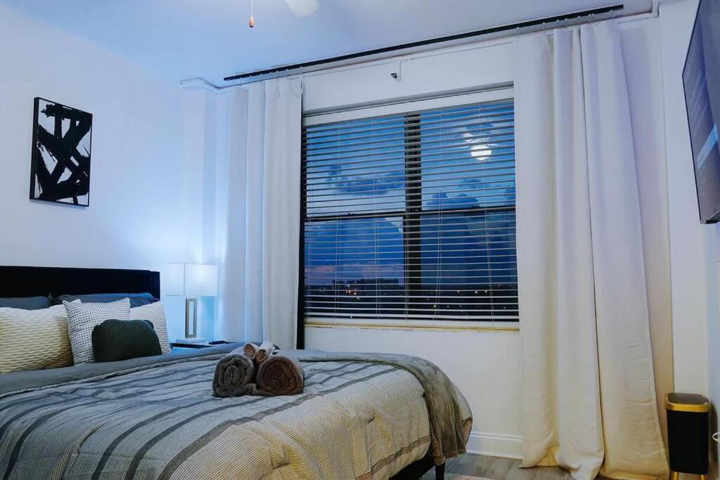 Luxury Skyrise Condo Downtown Jax Jacksonville Exterior photo